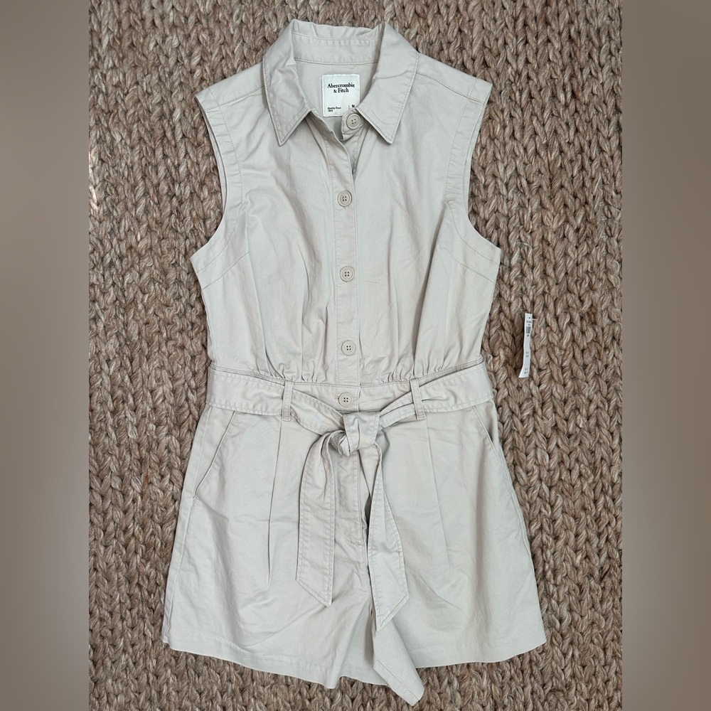 Abercrombie romper. Never worn brand new condition